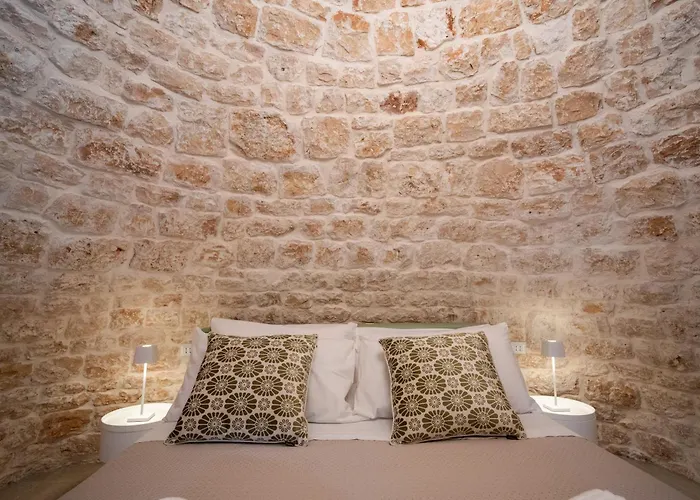 Uniconico Trullo & 3*