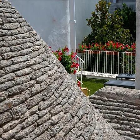 Guest house Uniconico Trullo &