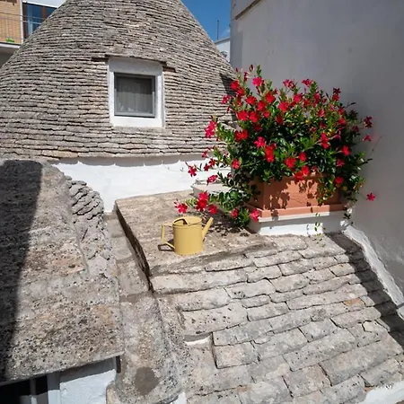 Affittacamere Uniconico Trullo & *