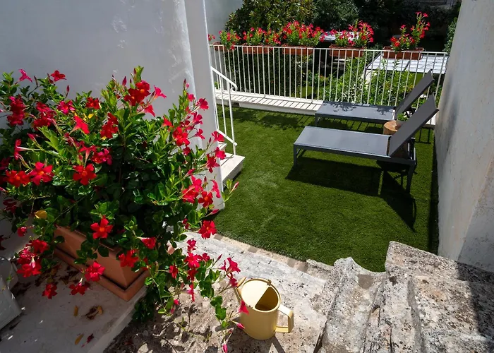 Uniconico Trullo & Konukevi 3*